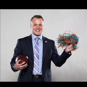 Meet your Posher, Adam